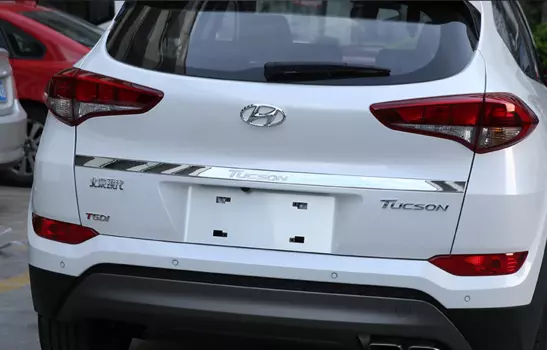 Накладка на багажную дверь для Hyundai Tucson (2015- по н.в. )