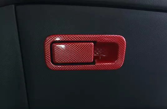 Накладка на ручку бардачка для KIA Sportage IV 2016 -