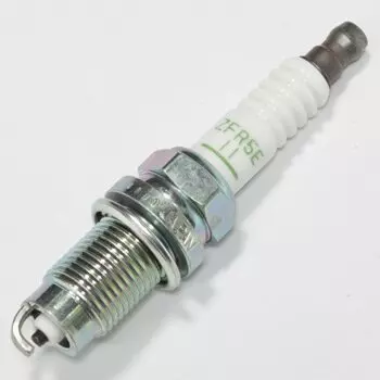 Свеча зажигания NGK V-Power с никелевым электродом и выступающим запальным концом, арт. ZFR5E-11