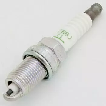 Свеча зажигания NGK V-Power с никелевым электродом и выступающим запальным концом, арт. ZFR6J-11