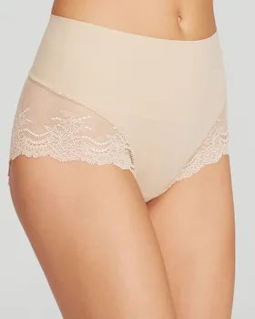 Кружевные трусики Hi-Hipster Undie-tectable Spanx