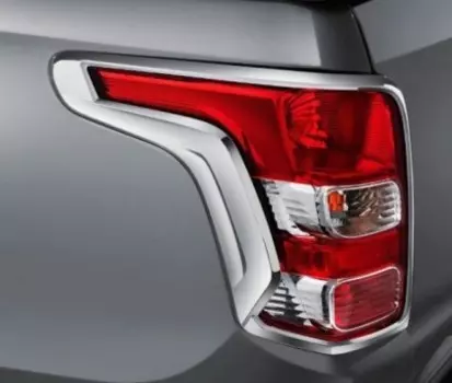 Комплект накладок на задние фонари (хром) Fiat 71807521 для Fiat Fullback 2016 -