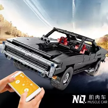 Конструктор MOULD KING Ultimate Muscle Car, деталей: 1098 (13081)