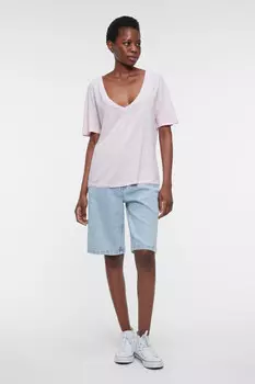 Футболка oversize льняная с V-образным вырезом