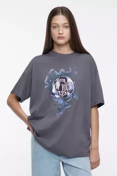 Футболка oversize с принтом в колдовском стиле