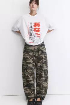 Футболка oversize с принтом в стиле аниме