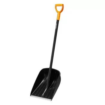 Лопата для уборки снега Fiskars Solid 1052525 (алюминиевый черенок)