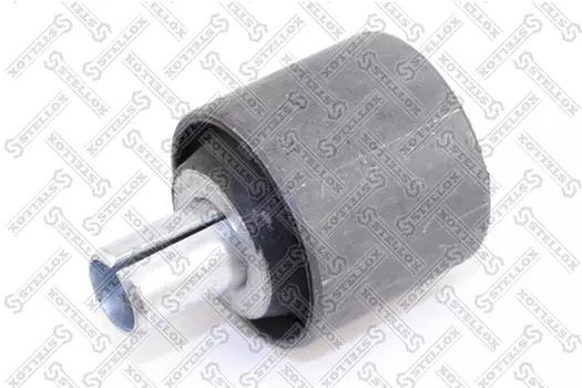 сайлентблок зад. рычага+втулка!\MB W124/W201-W210 all 82-02 71-21301-SX STELLOX