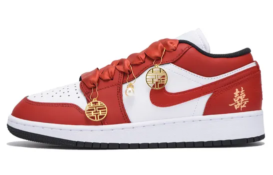 Кроссовки Air Jordan 1 Kids' Basketball Shoes Grade School