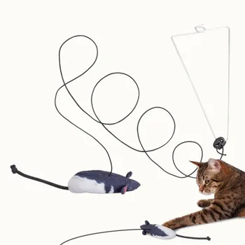 Pet hobby Игрушка для кошек Крыска с кошачьей мятой, валерианой и погремушкой на резинке с креплением на дверной проем, 12 см (без учета хвоста)
