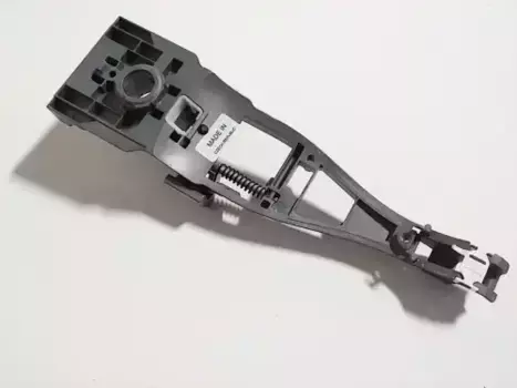 кронштейн ручки пер. лев.!\ Volvo XC90 02-15 31253175