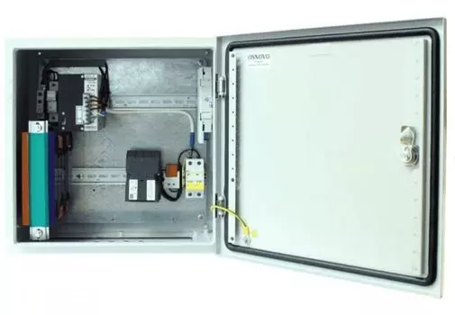 Станция OSNOVO OSS-44TB1 с оптическим кроссом + система обогрева+резервное питание: 2 разъема SC (ложемент 8 КДЗС, пигтейл оптический одномодовый SC 0