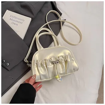 Niche pleated portable bowling bag women s new trendy spring fashion pillow bag messenger bag trendy
