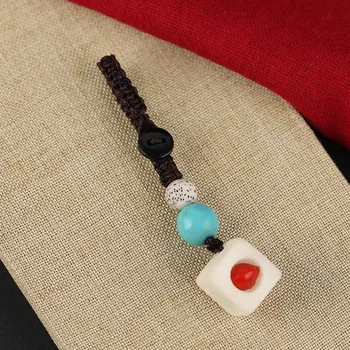 Antique and exquisite dice An Hongdou keychain pendant Acacia bean men s and women s car pendant couple creative gifts