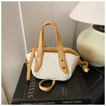 Retro feeling hand carry Yuezi fashion bucket bag women s messenger bag spring and summer new texture shoulder bag серебряный