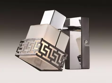 Настенное бра Odeon Light Lurta 2785/1W
