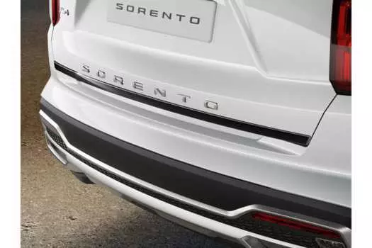 Молдинг на кромку багажной двери Mobis P2491ADE00BL Kia Sorento 2020-