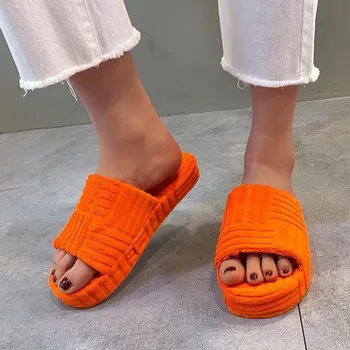 Hairy Slippers for Women, Flat Bottomed and Thick Soled, Worn Externally 35 белый