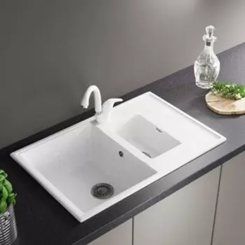 Кухонная мойка и смеситель ZOX ZX-GM 07 74х48 с крылом и дополнительной чашей, белая