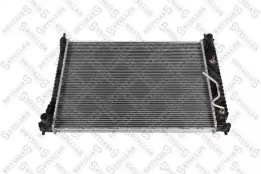 Радиатор системы охлаждения двигателя STELLOX 10-26843-SX
