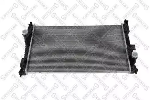 Радиатор системы охлаждения двигателя STELLOX 10-27003-SX
