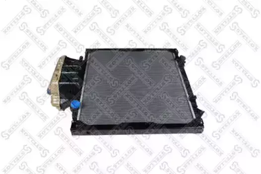 Радиатор системы охлаждения двигателя STELLOX 81-03447-SX