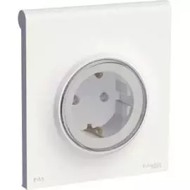 SE Odace Бел Розетка с з/к с крышкой IP44