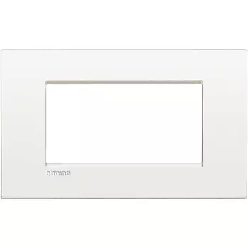 LNC4804BN Рамка LivingLight Air Белый 4 модуля Bticino