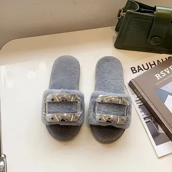 Плоские пушистые меховые тапочки женские с металлической пряжкой теплые меховые тапочки женские зимние домашние шлепанцы сланцы плоские тапочки для дома на полу 36 чёрный
