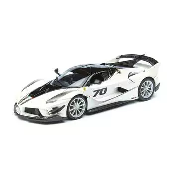 Bburago Коллекционная машинка "Ferrari FXX-K EVO 18-16012 1:18", бело-серебристая