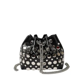 Trend Drawstring Bucket Bag Bag Женская сумка через плечо с заклепками Высококачественная универсальная сумка-мессенджер красный