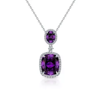Серебряное шейное украшение с фианитами