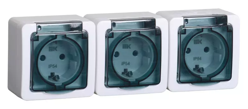 Розетка силовая (3розет.) IEK Гермес PLUS (ERMP32-K03-16-54-EC) откр. зазем. крыш. IP54 дымчатый (упак.:1шт)