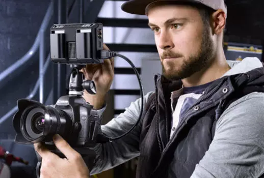 Видеорекордер Blackmagic Video Assist 5" 12G HDR HYPERD/AVIDA12/5HDR