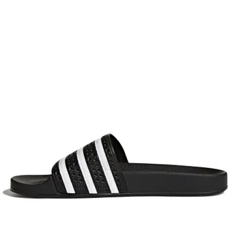 Сланцы Adilette