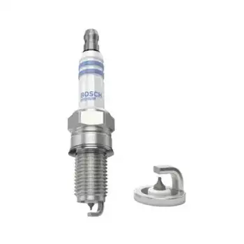 Свеча зажигания BOSCH 0 242 135 527 Smart Fortwo 1.0 07>