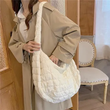 Stylish Pleated Cloud Commuter Crossbody Bag for Women чёрный