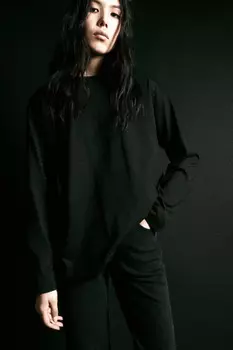 Лонгслив oversize хлопковый со стразами