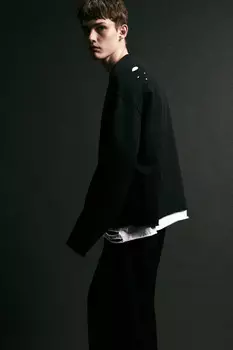 Лонгслив oversize рваный двуслойный