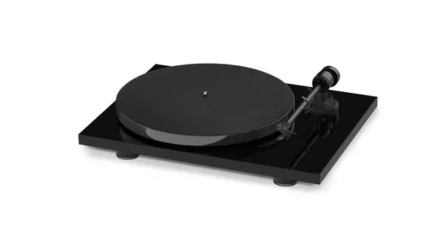 Проигрыватель винила PRO-JECT E1 Black OM5e UNI, черный