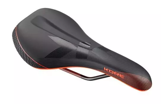 Седло Kore Fuse III Cr-Mo, 270х135мм, черно-оранжевый, KSD1601BOAT