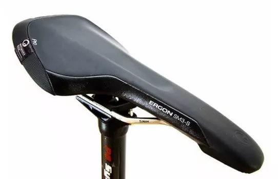 Седло велосипедное ERGON SM3 S-PRO, черное, 440 000 10