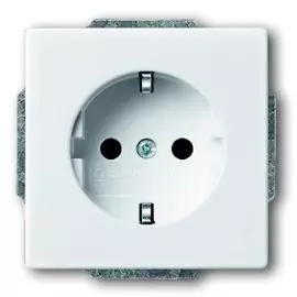 ABB BJE Solo/Future Бел Розетка с/з