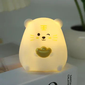 Kawaii Bunny Night Light Creative Lights Decoration Спальня Кровать Настольная Лампа pig+gift bag
