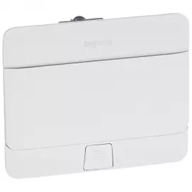 Выдвижной розеточный блок Legrand 054031