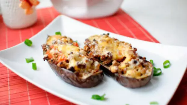 Баклажаны фаршированные мясом, собственное производство