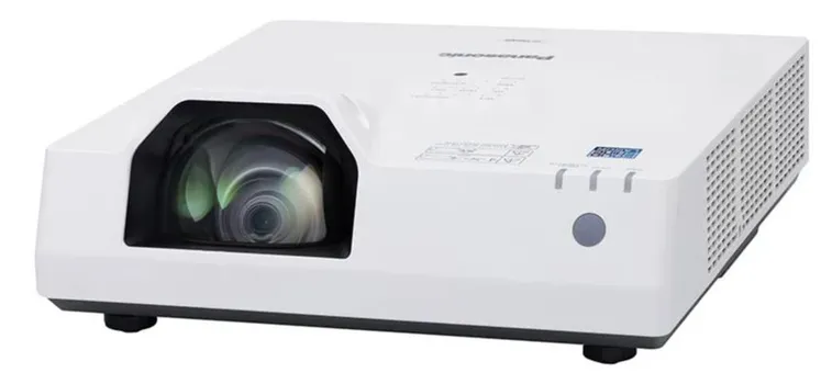 Проектор Panasonic PT-TMZ400 лазерный 3LCD 4000 Lm, WUXGA (1920x1200), 3000000:1; Короткофокусный TR 0,43:1; HDMI x2; VGA IN D-Sub 15pin x2; Audio IN