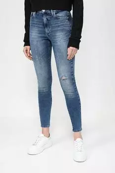 Джинсы с эффектом потертости зауженного кроя Tommy Jeans