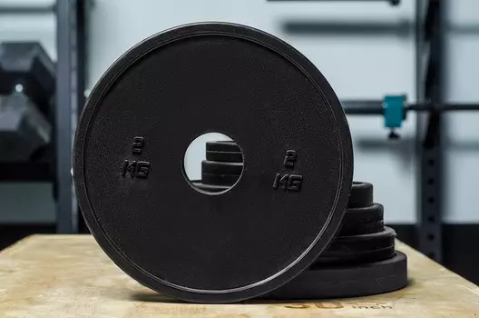 Диски для штанги малые каучуковые Yousteel черные 2 кг