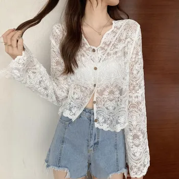 Женская кружевная трикотажная куртка с ажурным узором Sun Clothing One Size бежевый